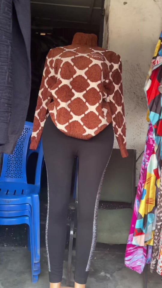 Post 4 by Merveille Nzola@ Mère double on TikTok (video)