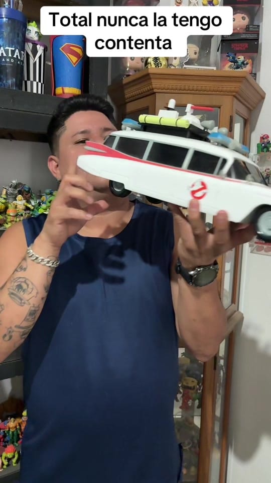 Post 7 by Rolando Martinez on TikTok (video)