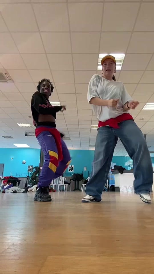 Post 7 by 🇨🇲 🅃 🄰 🄽 🄸 🅂 🄷 🄰 🇨🇲 on TikTok (video)