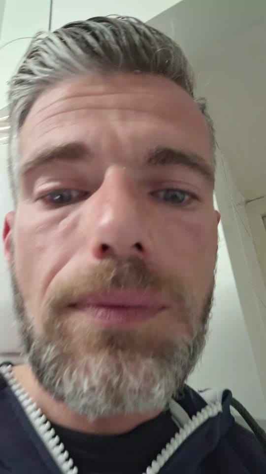 Post 3 by J-f on TikTok (video)