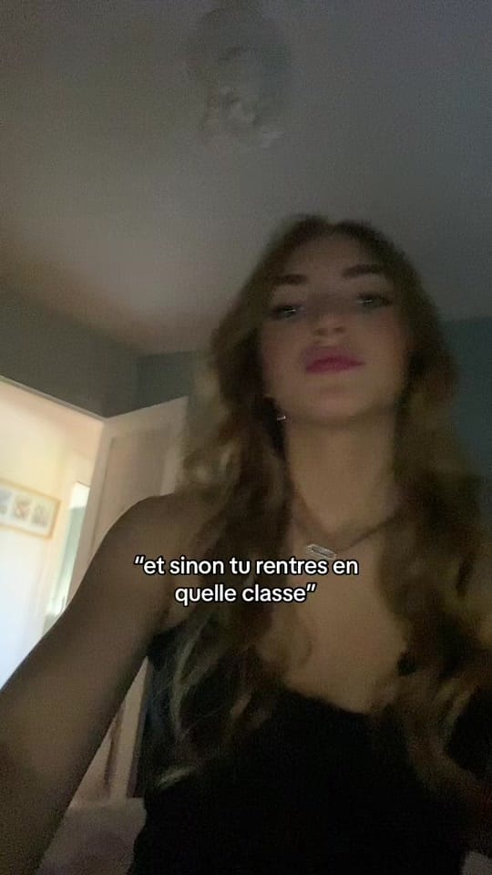 Post 9 by evaa on TikTok (video)