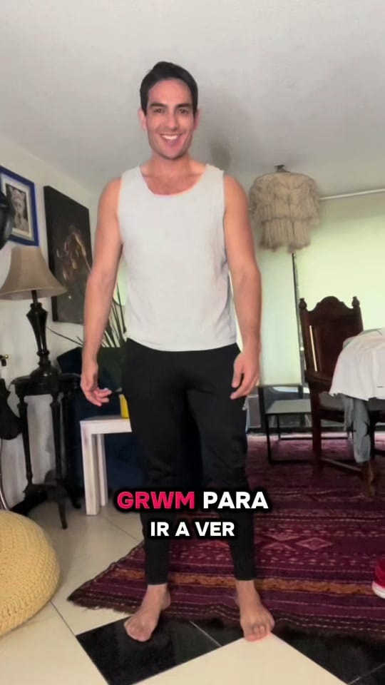 Post 2 by León André Actor on TikTok (video)