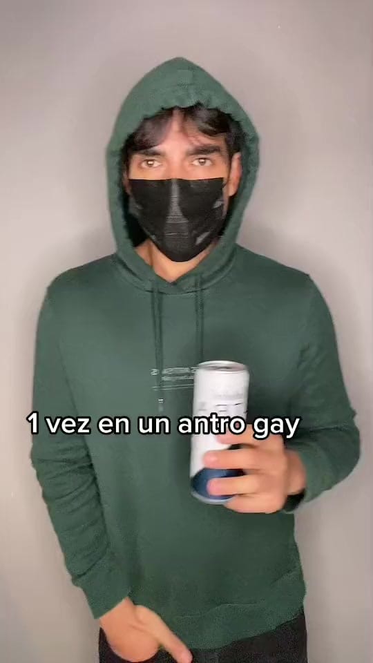 Post 4 by León André Actor on TikTok (video)