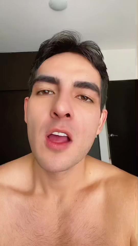 Post 5 by León André Actor on TikTok (video)