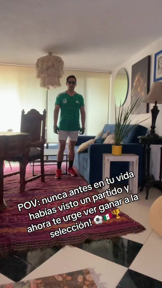 Post 3 by León André Actor on TikTok (video)