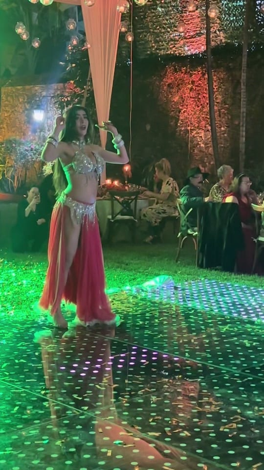 Post 10 by Amira Grain belly dancer on TikTok (video)