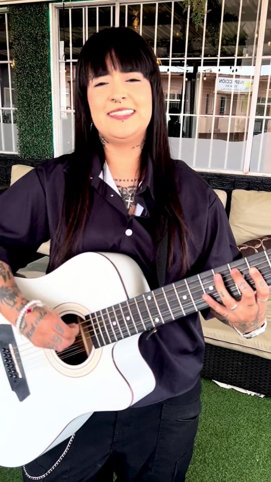 Post 3 by Itzel Vida on TikTok (video)