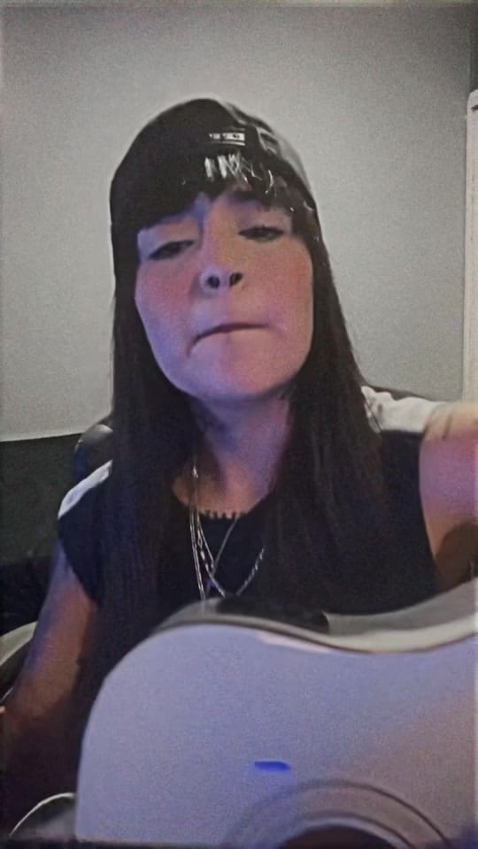 Post 5 by Itzel Vida on TikTok (video)