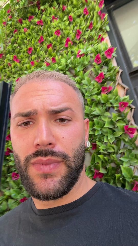 Post 1 by ManganaroSaloon on TikTok (video)