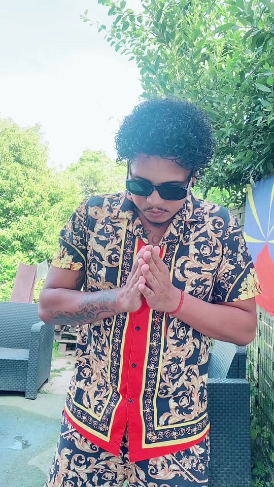 Post 3 by Dono music 🇷🇪 on TikTok (video)