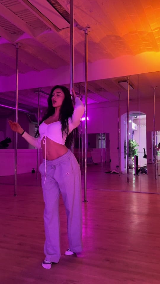 Post 8 by extralucille on TikTok (video)
