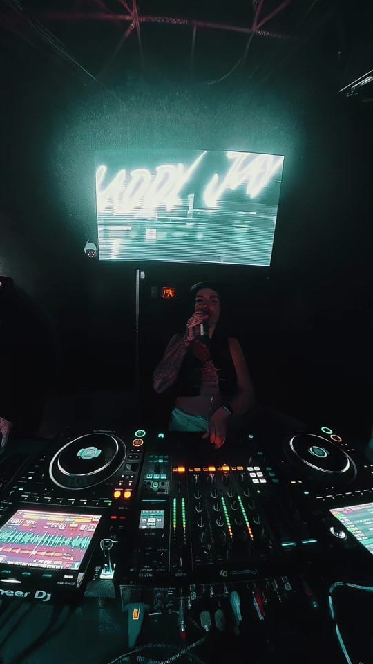 Post 2 by maddyjay.music on TikTok (video)