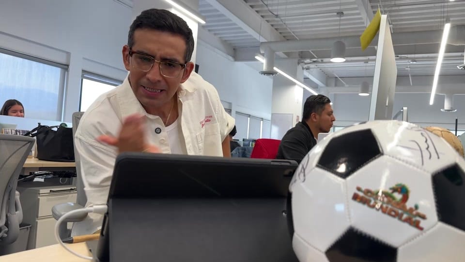 Post 1 by La Academia on TikTok (video)