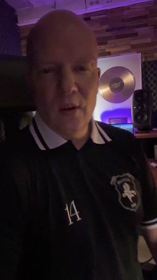 Post 6 by Scylla Officiel on TikTok (video)
