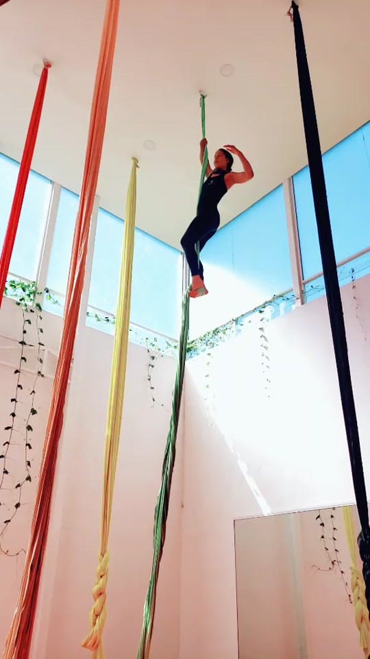 Post 10 by Danza Aerea Oficial on TikTok (video)