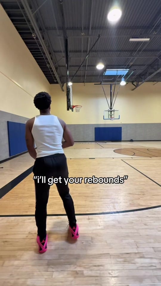 Post 5 by Alexander De Leon on TikTok (video)