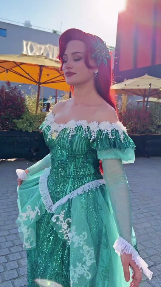 Post 8 by Nastia Cosplay on TikTok (video)