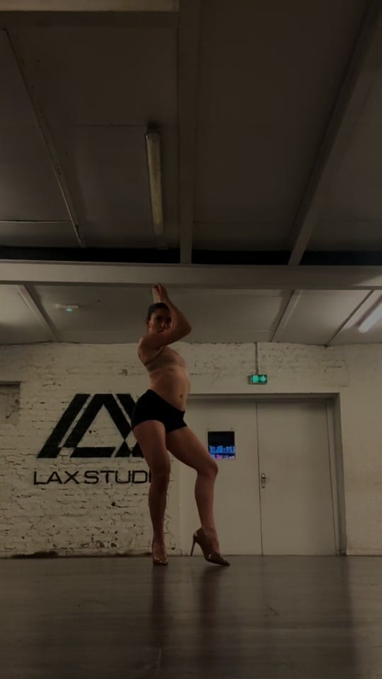 Post 1 by julienouaille_ on TikTok (video)