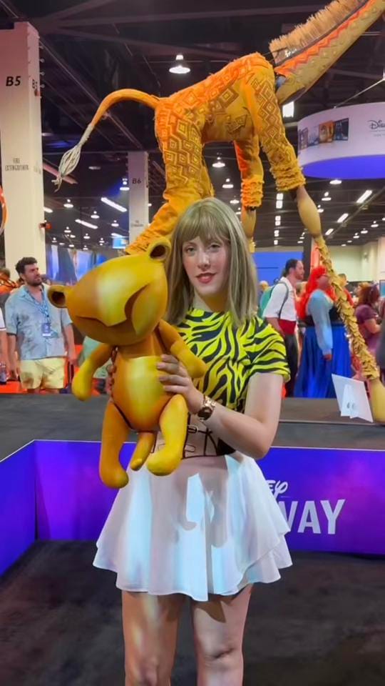 Post 3 by Lu Tirado on TikTok (video)