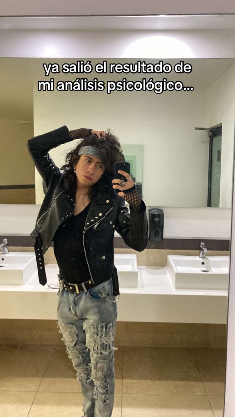Post 8 by Rooyyyy on TikTok (video)