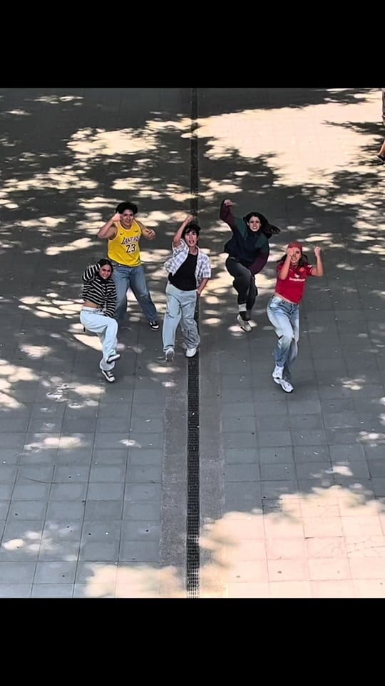 Post 7 by ICONS DANCE CREW on TikTok (video)