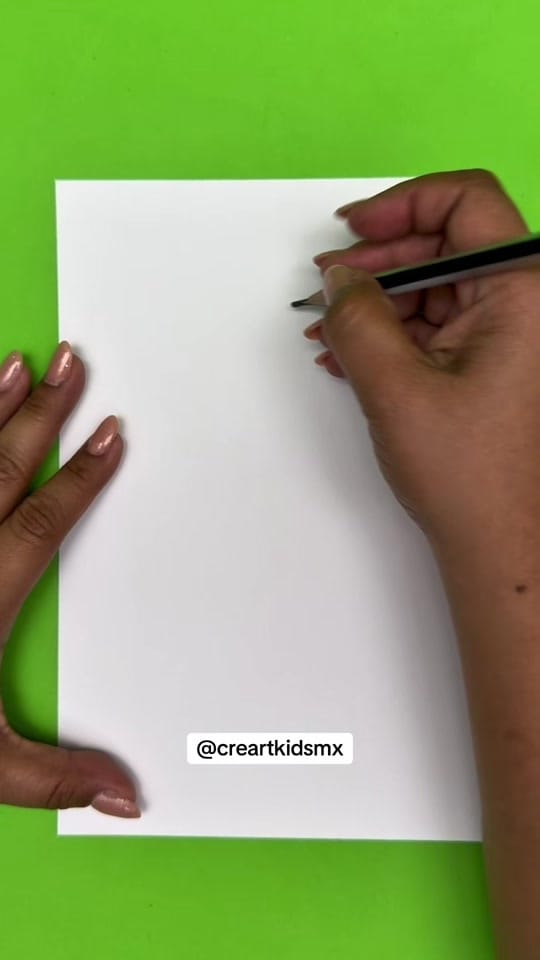 Post 5 by Academia de Arte on TikTok (video)