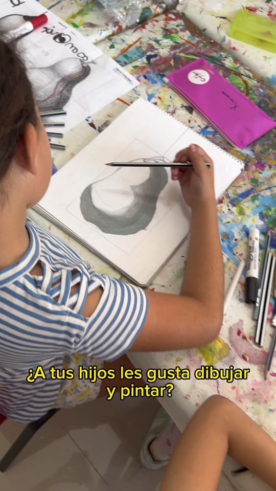 Post 10 by Academia de Arte on TikTok (video)