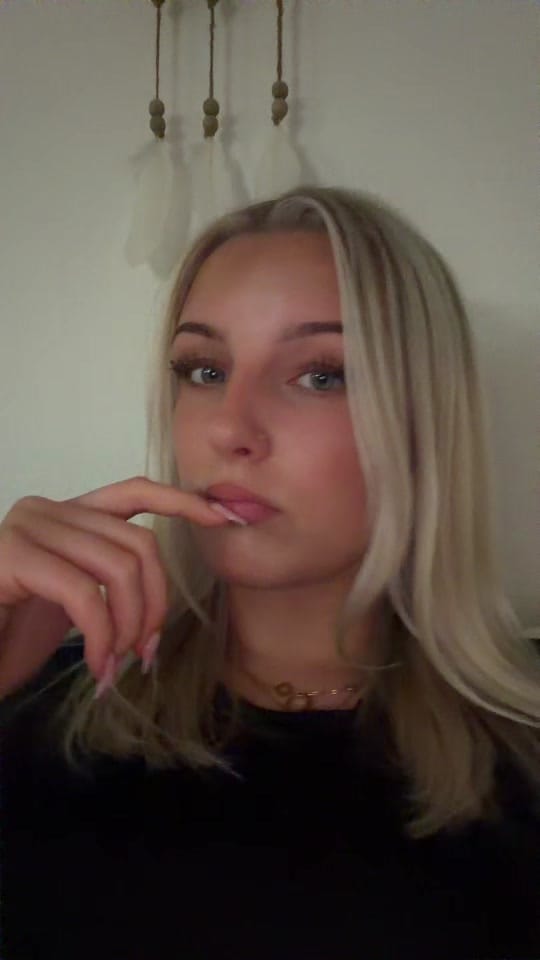 Post 6 by Leoni🌸 on TikTok (video)
