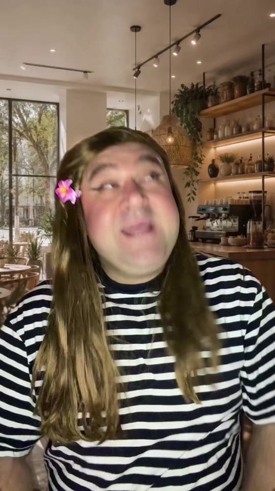 Post 1 by Βαγγέλης Κυπαρίσσης on TikTok (video)
