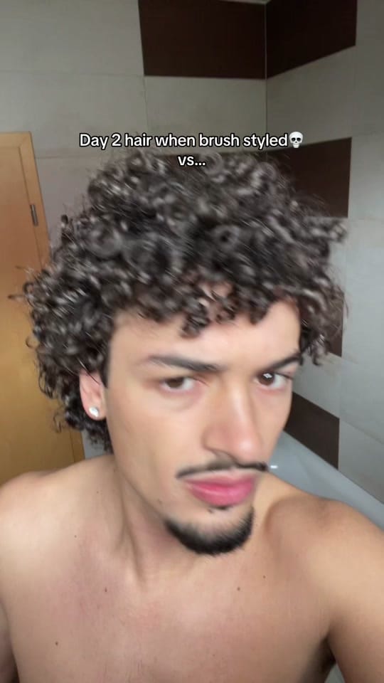 Post 7 by Saro on TikTok (video)