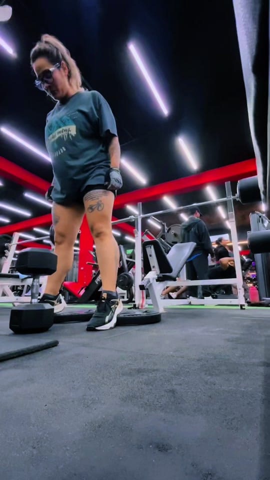 Post 2 by Luna Leon on TikTok (video)