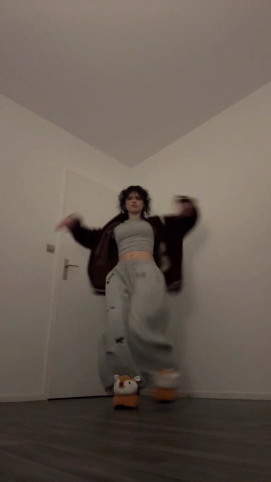 Post 9 by Louna on TikTok (video)