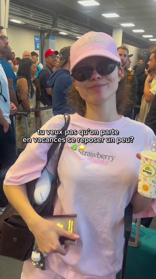 Post 3 by Louna on TikTok (video)