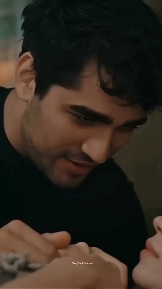 Post 2 by Listo on TikTok (video)