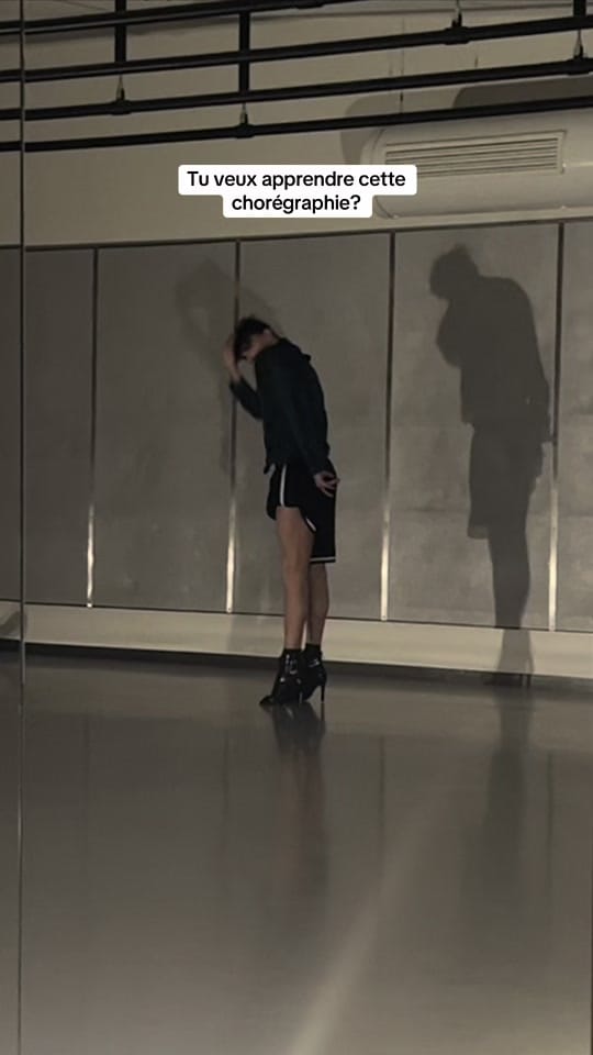 Post 6 by OLEK  🖤 on TikTok (video)