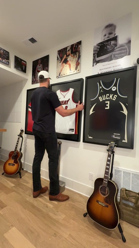 Post 9 by Meyers Leonard on TikTok (video)