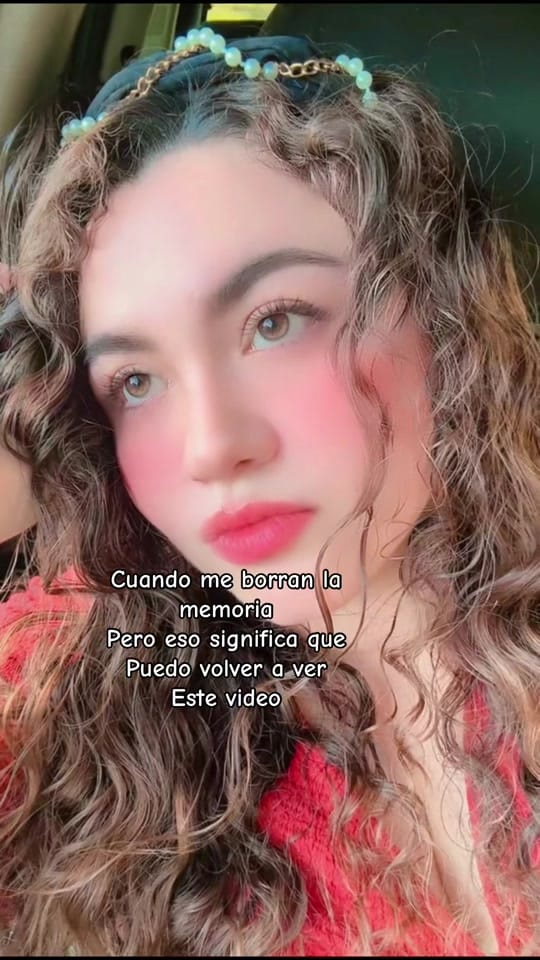 Post 2 by RISITOSDEOROMUSIC on TikTok (video)