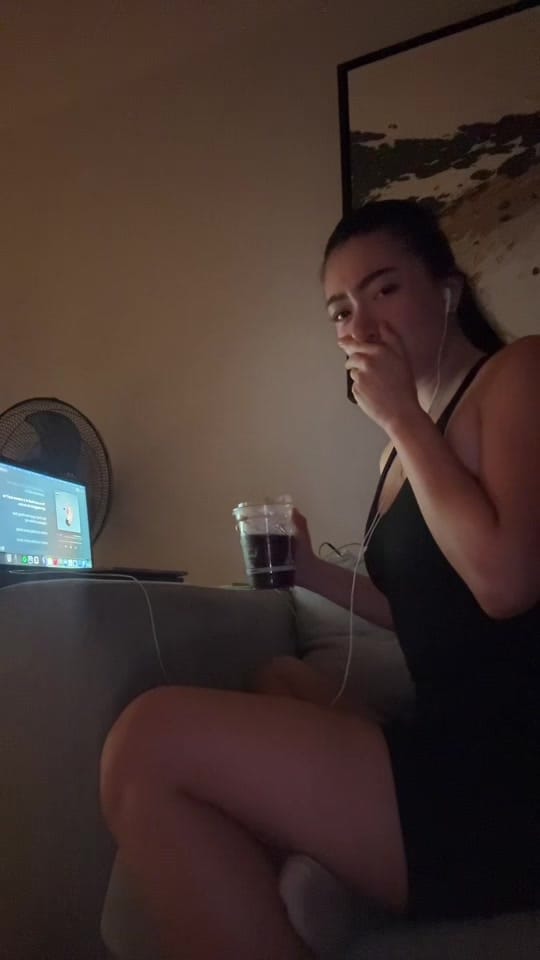 Post 2 by vaneepl on TikTok (video)