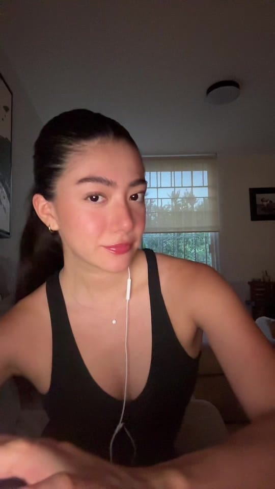Post 1 by vaneepl on TikTok (video)