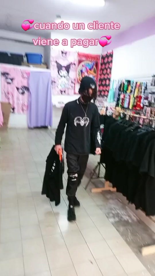 Post 6 by Elcallejon_de_la_calceta on TikTok (video)