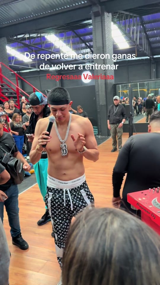 Post 5 by Iván Navarrete 🎺 on TikTok (video)
