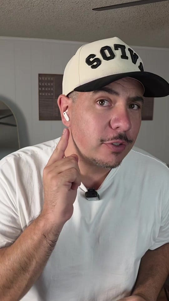 Post 6 by Gadgets 1.0 on TikTok (video)