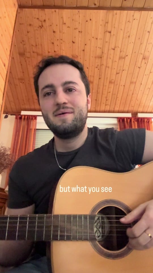 Post 3 by Théo on TikTok (video)