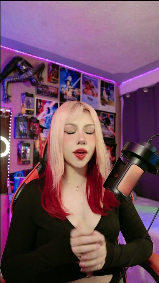 Post 3 by LucyBriel on TikTok (video)