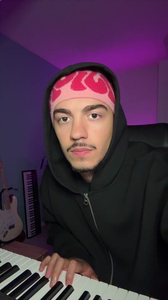 Post 4 by Nams on TikTok (video)