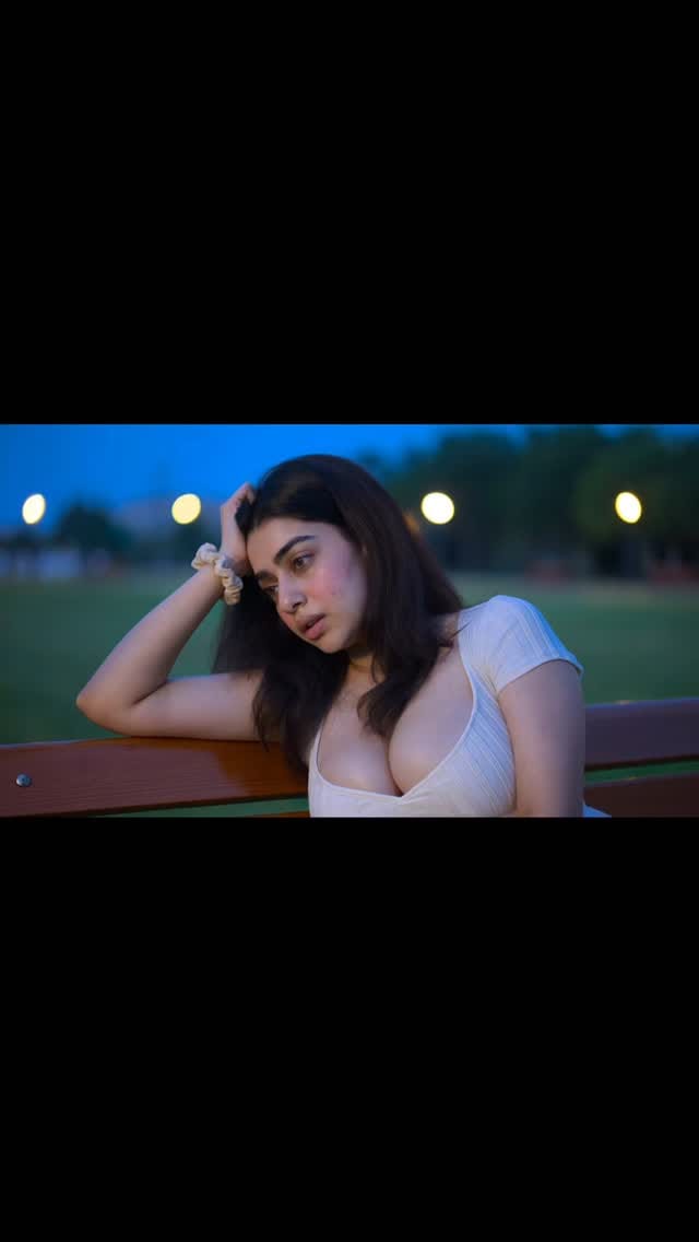 Post 9 by Ayesha Khan on Instagram (video)