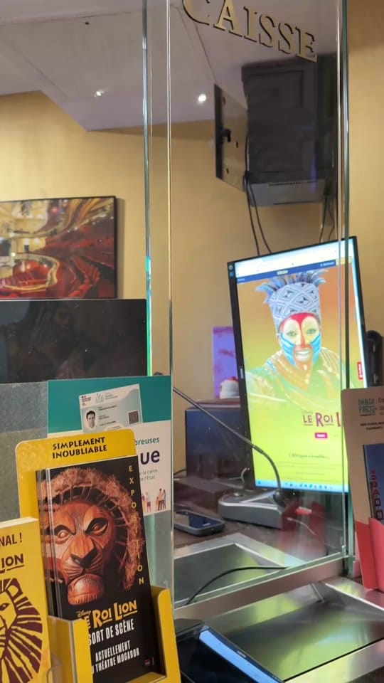 Post 4 by Le Roi Lion - Le Musical on TikTok (video)