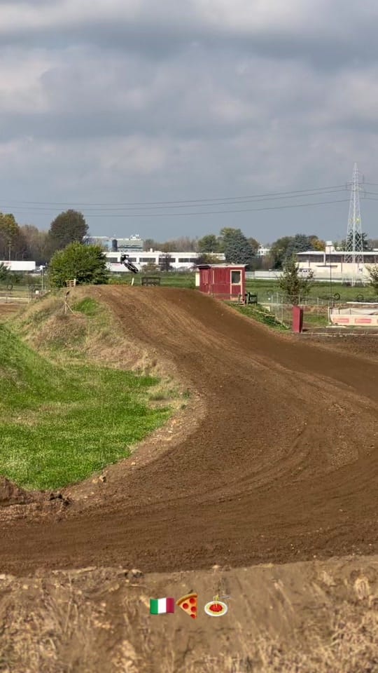 Post 4 by dylanlevesque39 on TikTok (video)