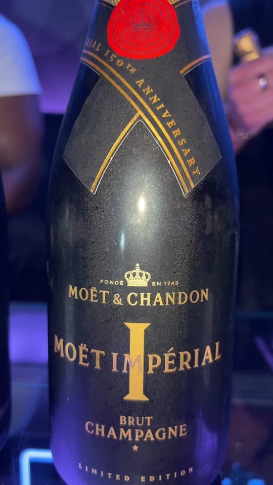 Post 3 by kello11_ on TikTok (video)