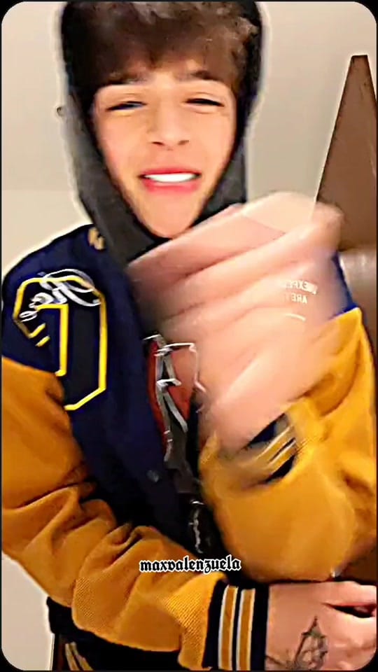 Post 3 by ️ on TikTok (video)
